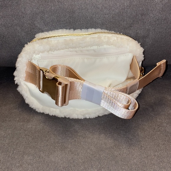 Wantable Fanny Pack - Picture 2 of 5